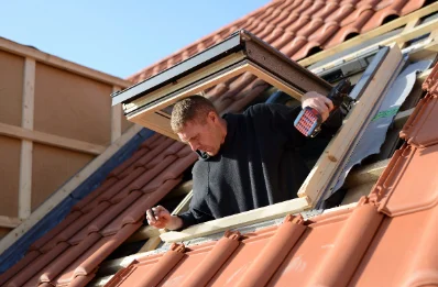 Pose de fenêtres de toit Velux à Marsalès